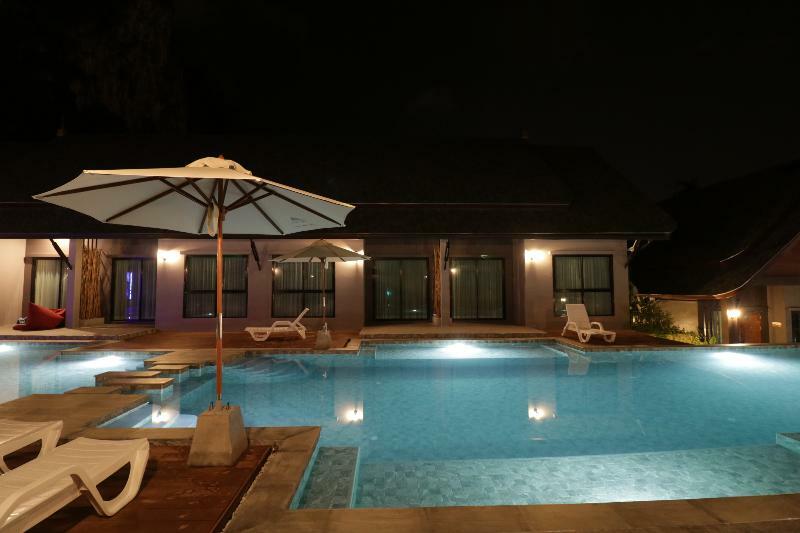 The Scene Cliff View Villas By Swiss-Belhotel Krabi town Exterior foto