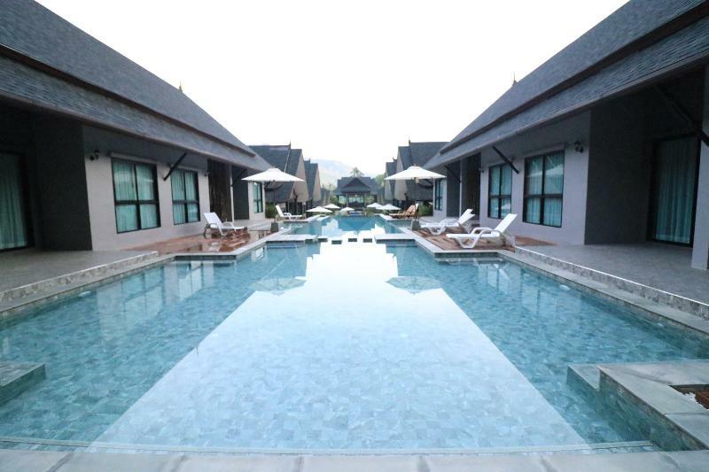 The Scene Cliff View Villas By Swiss-Belhotel Krabi town Exterior foto