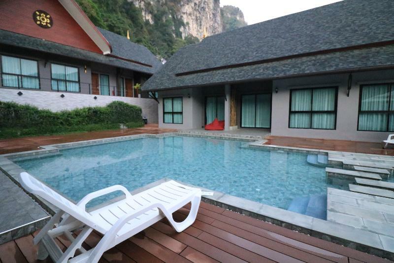 The Scene Cliff View Villas By Swiss-Belhotel Krabi town Exterior foto